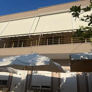 Apartment Fatos 2 -apartments Near The, Vlore